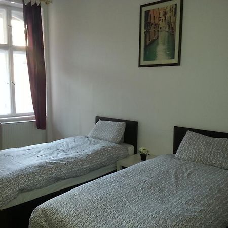 בודפשט Caterina Private Rooms And Apartments מראה חיצוני תמונה